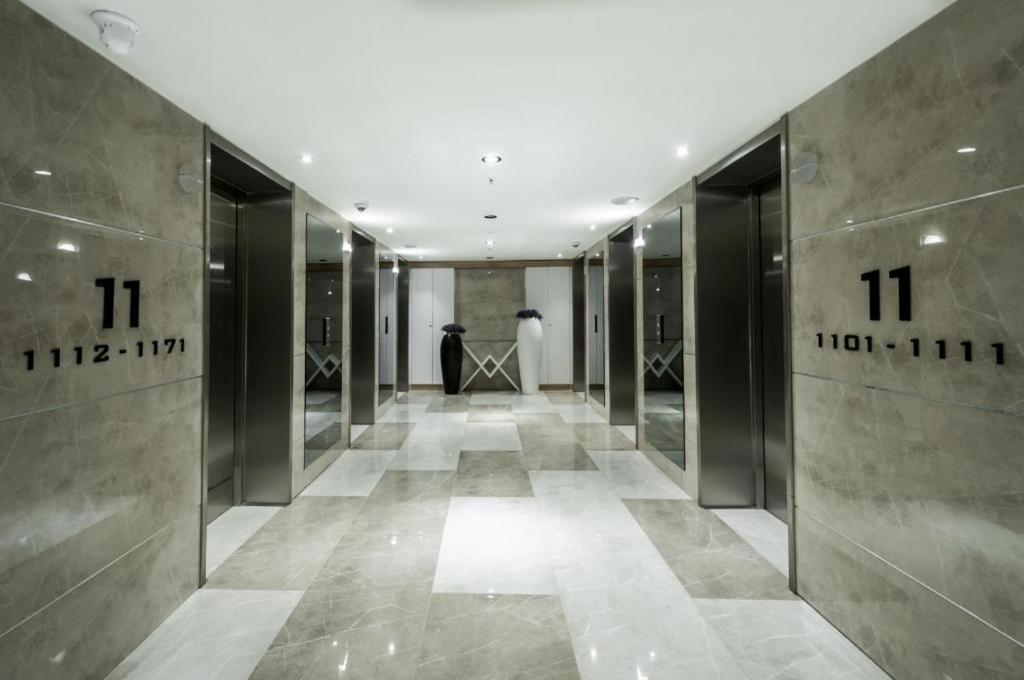 Luxury Aparthotel In Orbi City Sea View Batum Dış mekan fotoğraf
